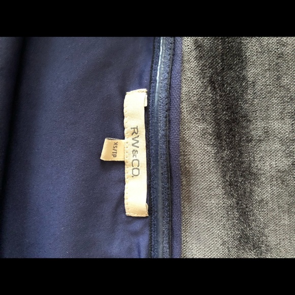 Strapless dress - Picture 4 of 4